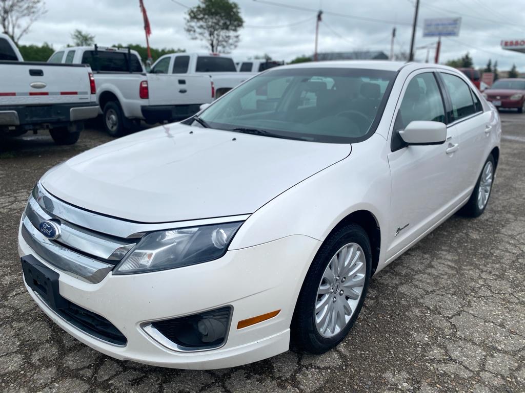 2011 Ford Fusion Hybrid TandGauto.ca 2011 Ford Fusion Hybrid TandGauto.ca