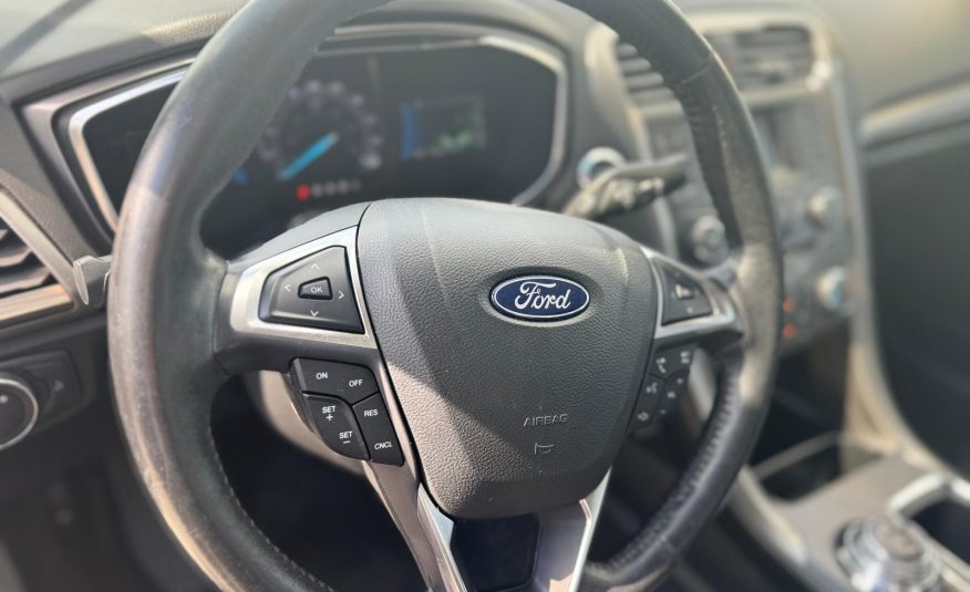 2018 Ford FUSION HYBRID SE Leather Seats