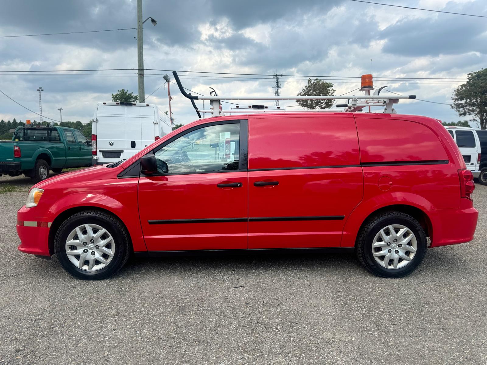 2015 Ram Cargo Van With Roof Rack