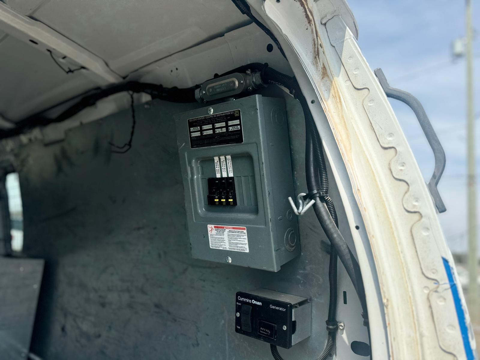 2010 Ford Econoline Cargo Van E-350