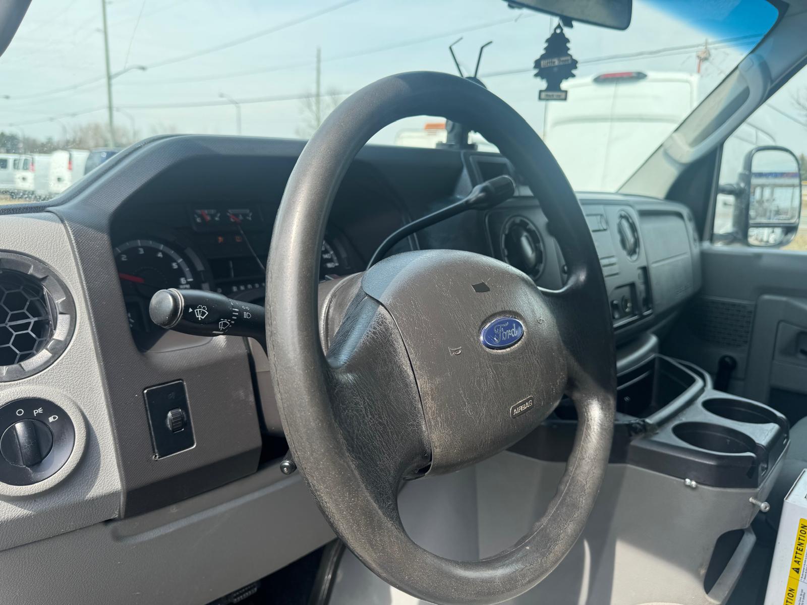 2010 Ford Econoline Cargo Van E-350