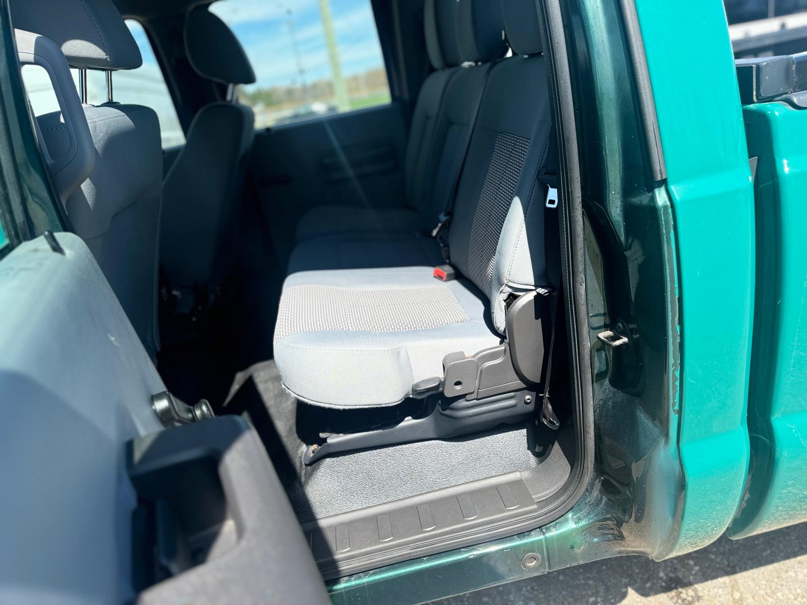 2012 Ford Super Duty F-250 SRW 8ft Box Crew cab