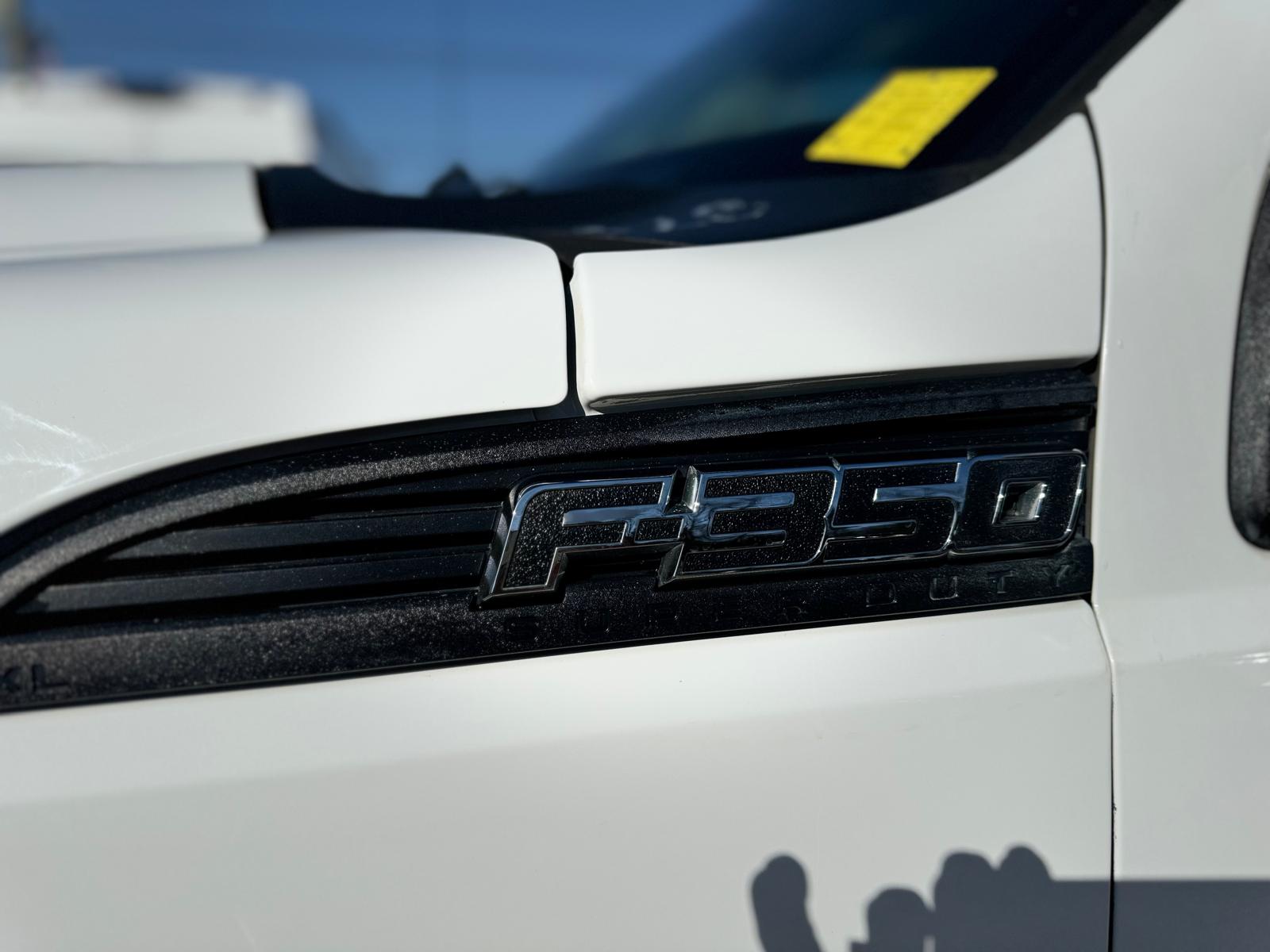 2015 Ford Super Duty F-350 SRW 4×4 Box Cap Crewcab