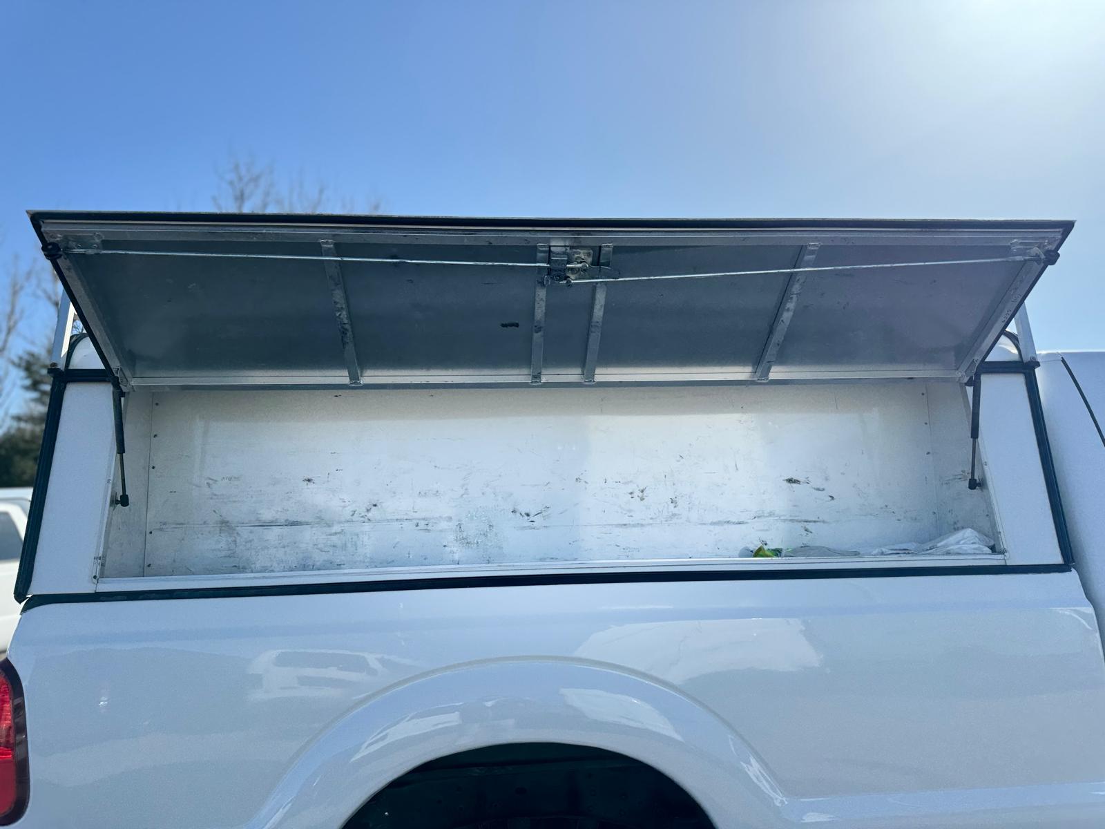 2015 Ford Super Duty F-350 SRW 4×4 Box Cap Crewcab