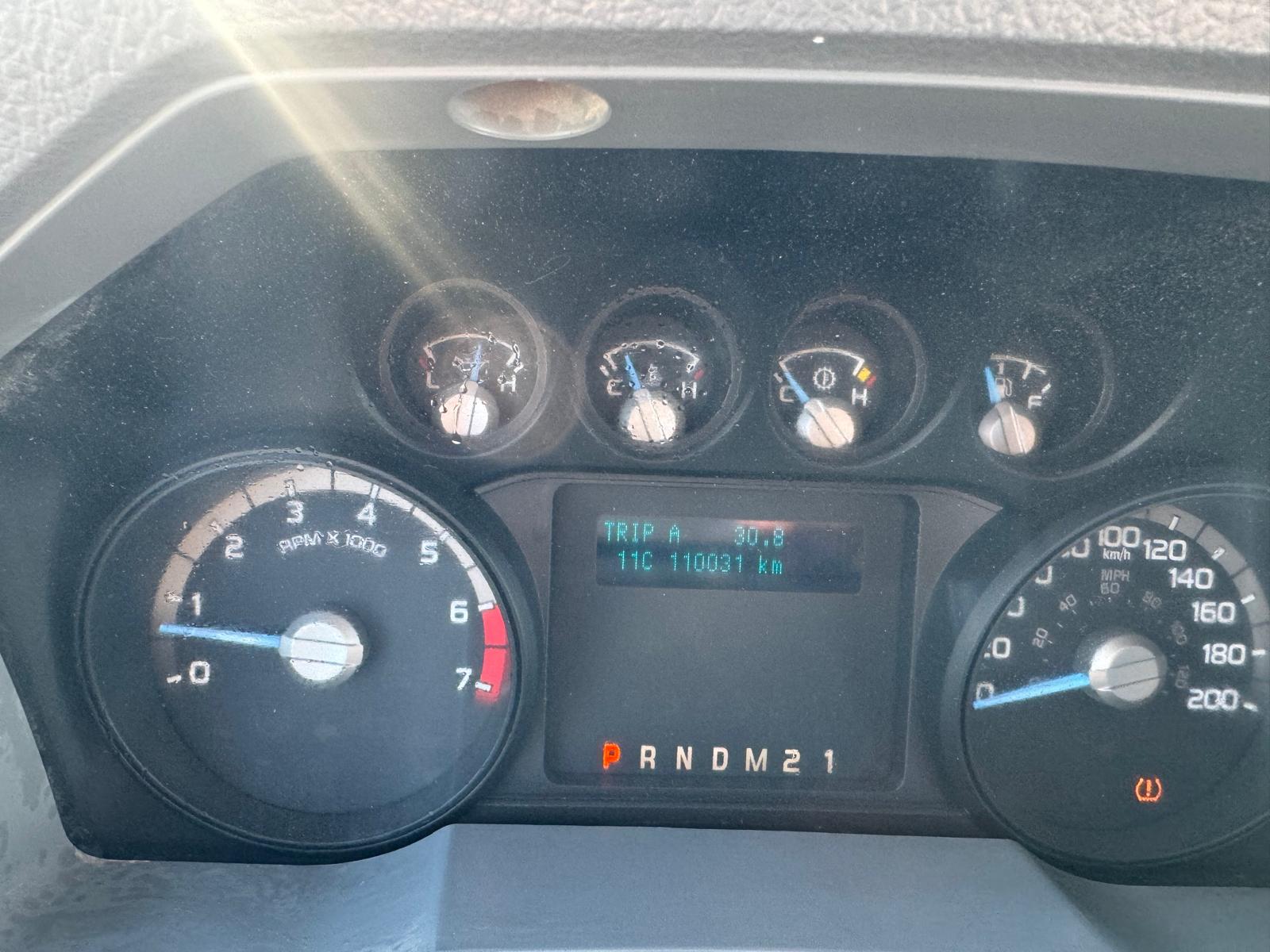 2015 Ford Super Duty F-350 SRW 4×4 Box Cap Crewcab