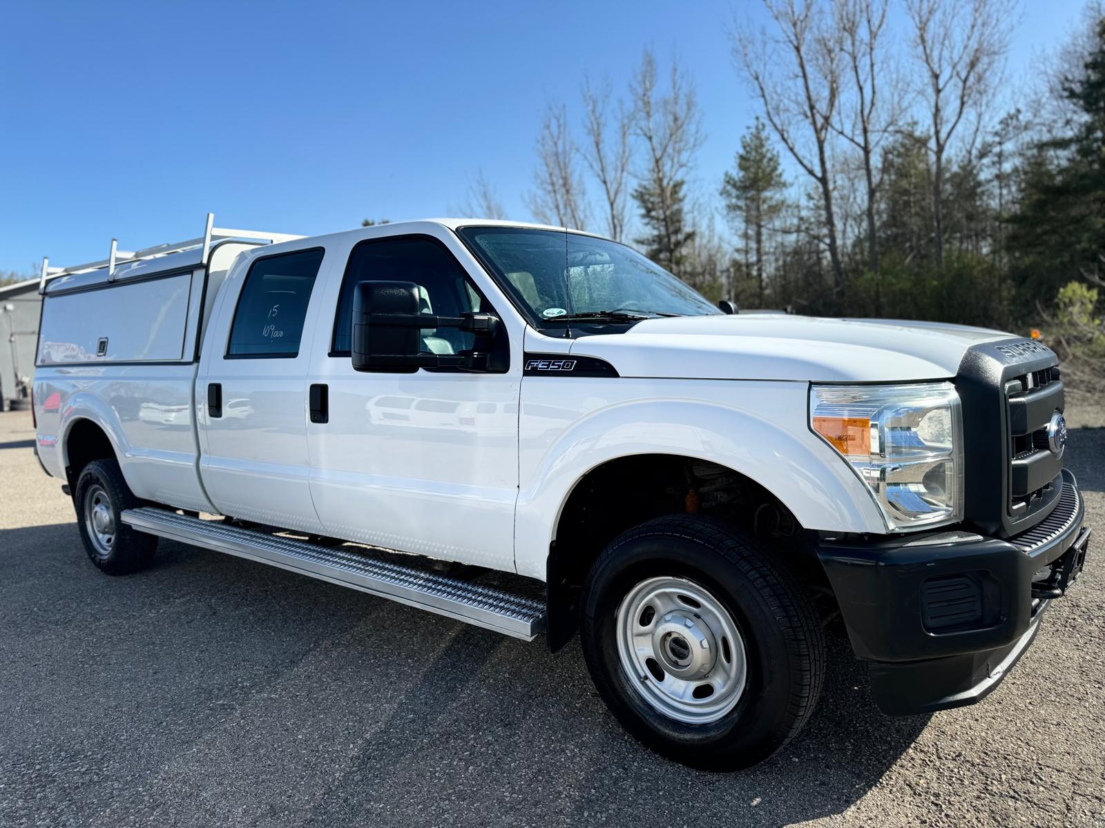 2015 Ford Super Duty F-350 SRW 4×4 Box Cap Crewcab
