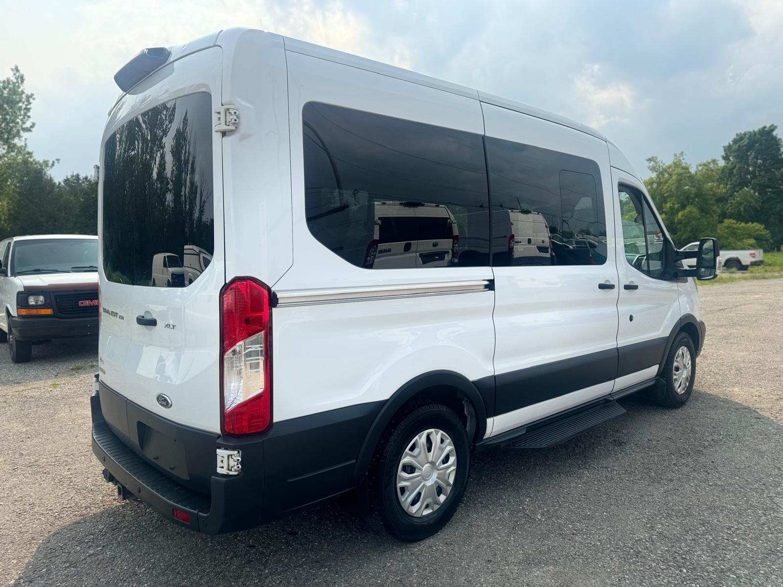 2018 Ford Transit Passenger Wagon 10 Passenger
