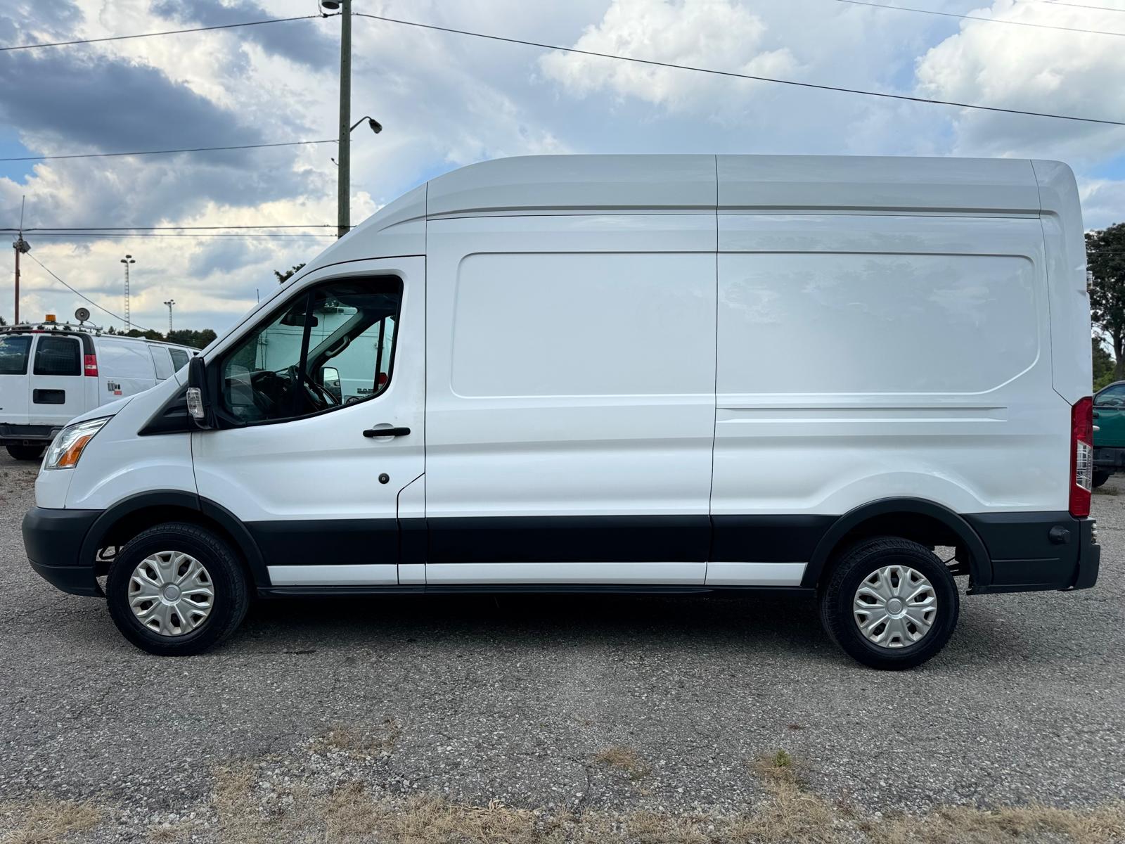 2017 Ford Transit Cargo Van