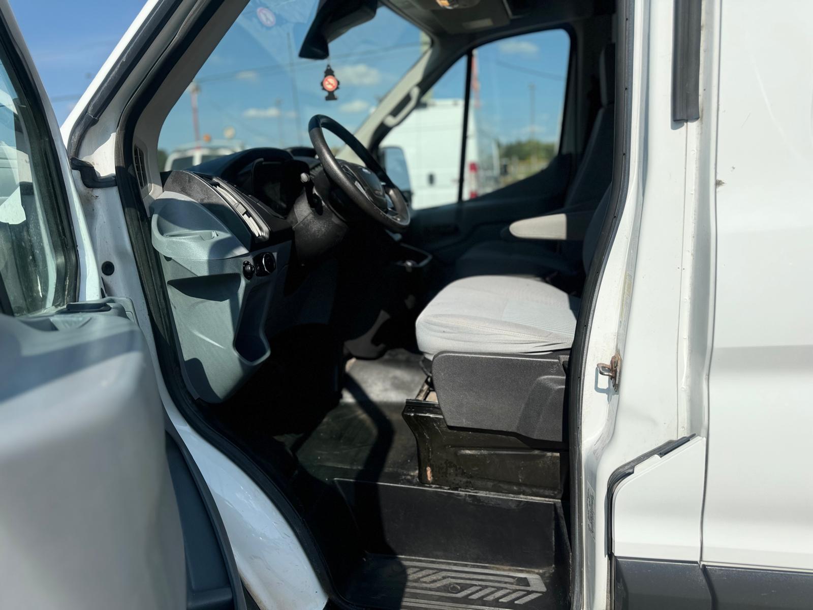 2018 Ford Transit Van 148wb High Roof