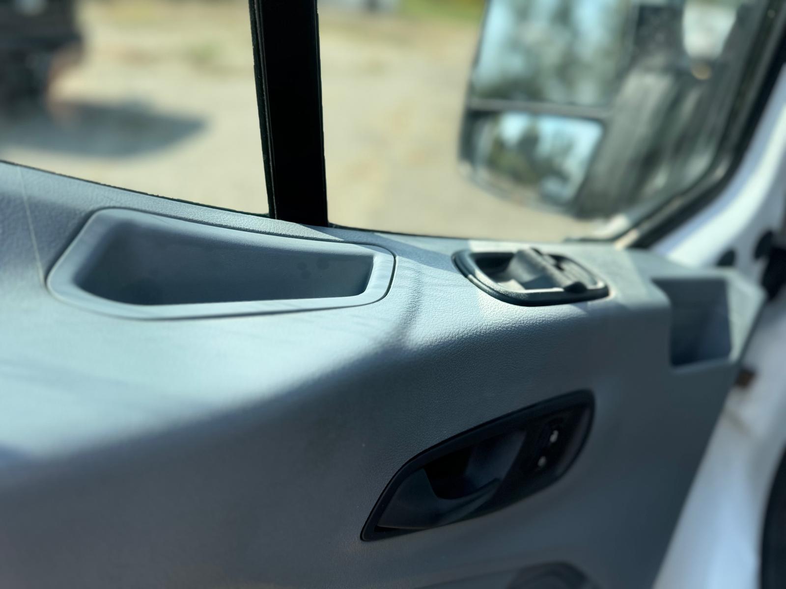 2018 Ford Transit Van 148wb High Roof