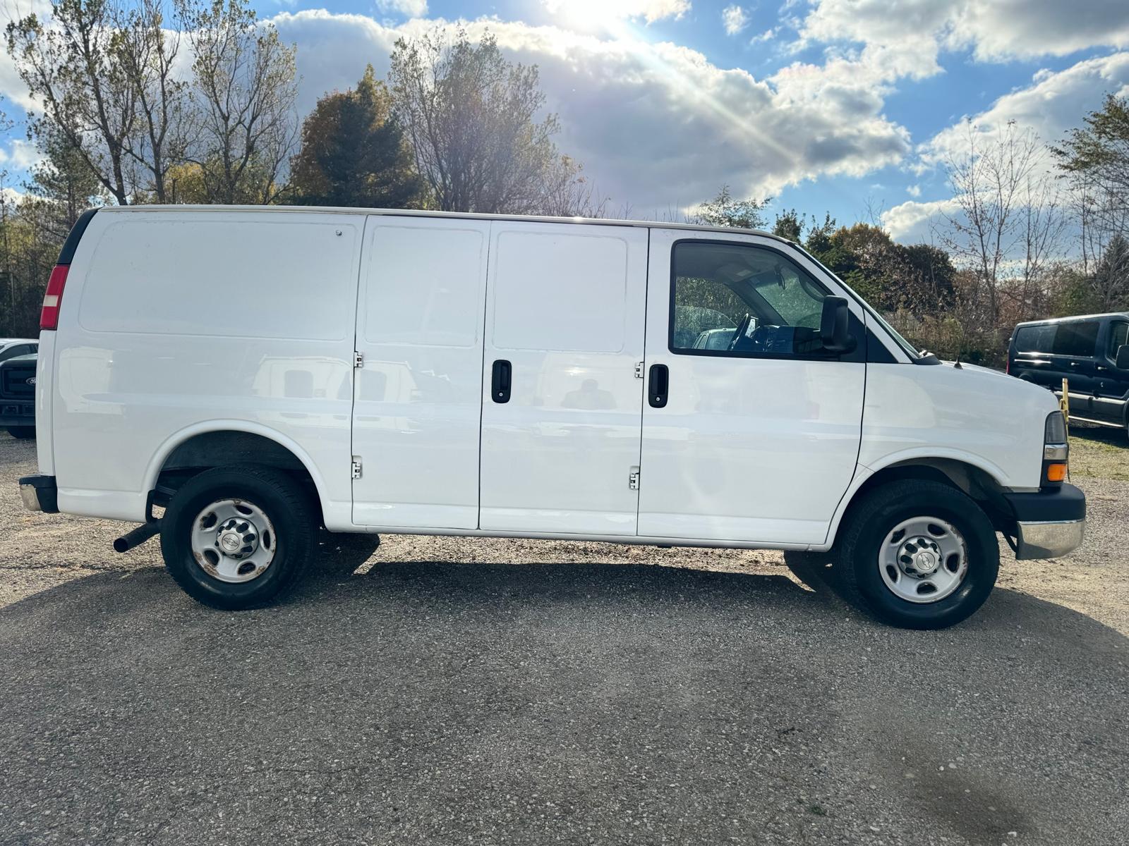 2015 Chevrolet Express Cargo Van