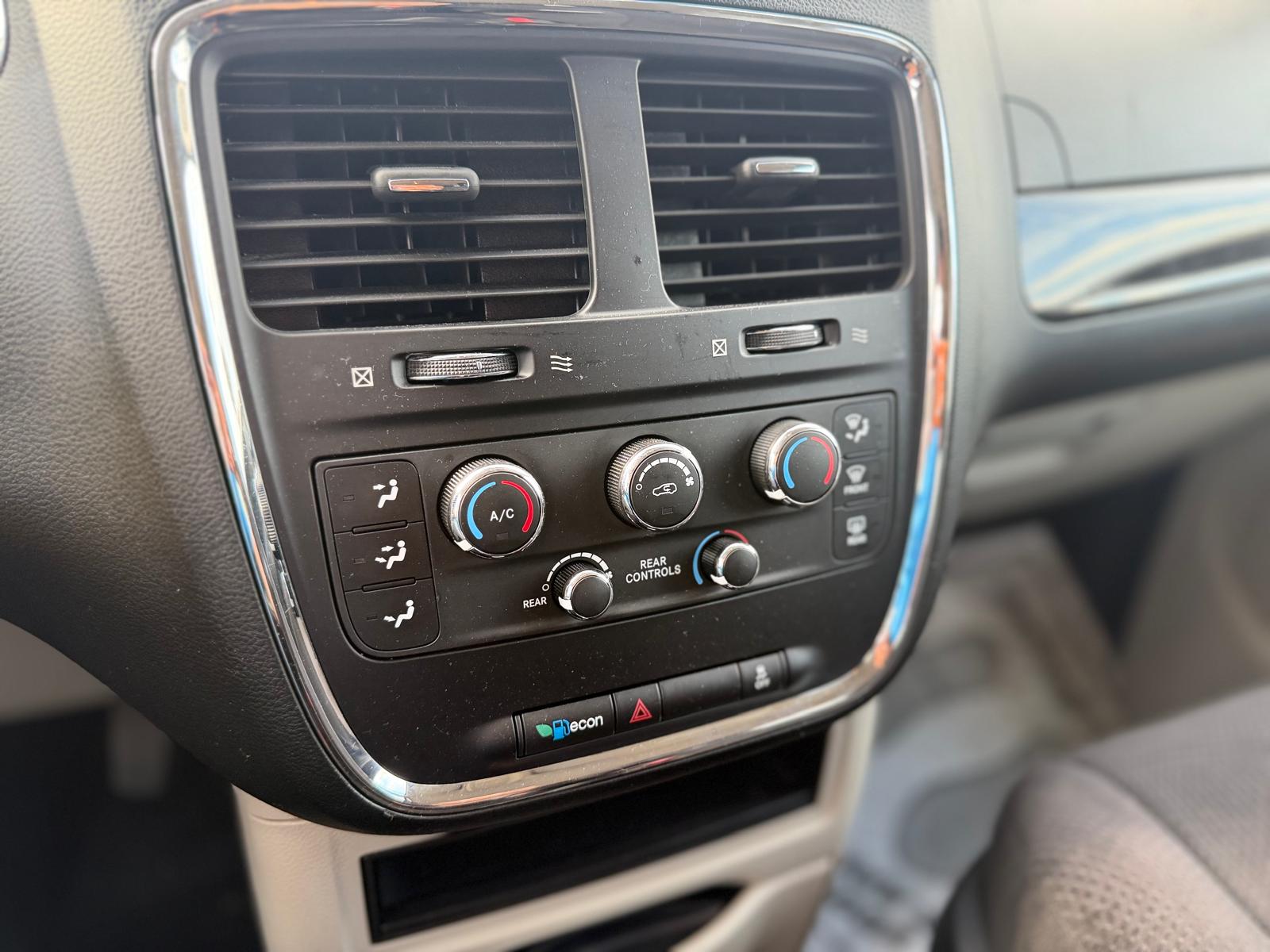 2013 Dodge Grand Caravan SXT