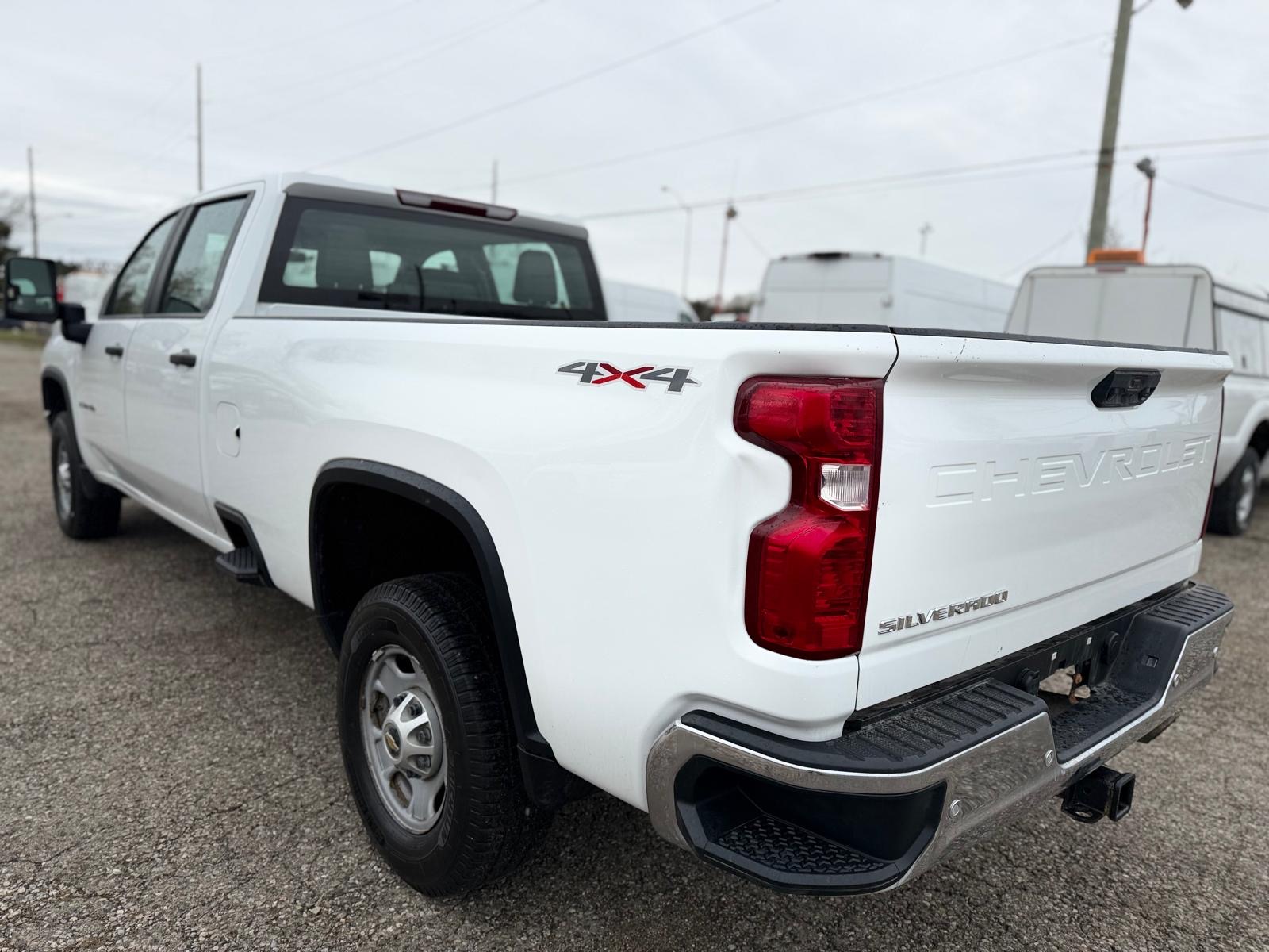 2020 Chevrolet Silverado 2500HD 4×4, 8 Ft. Box