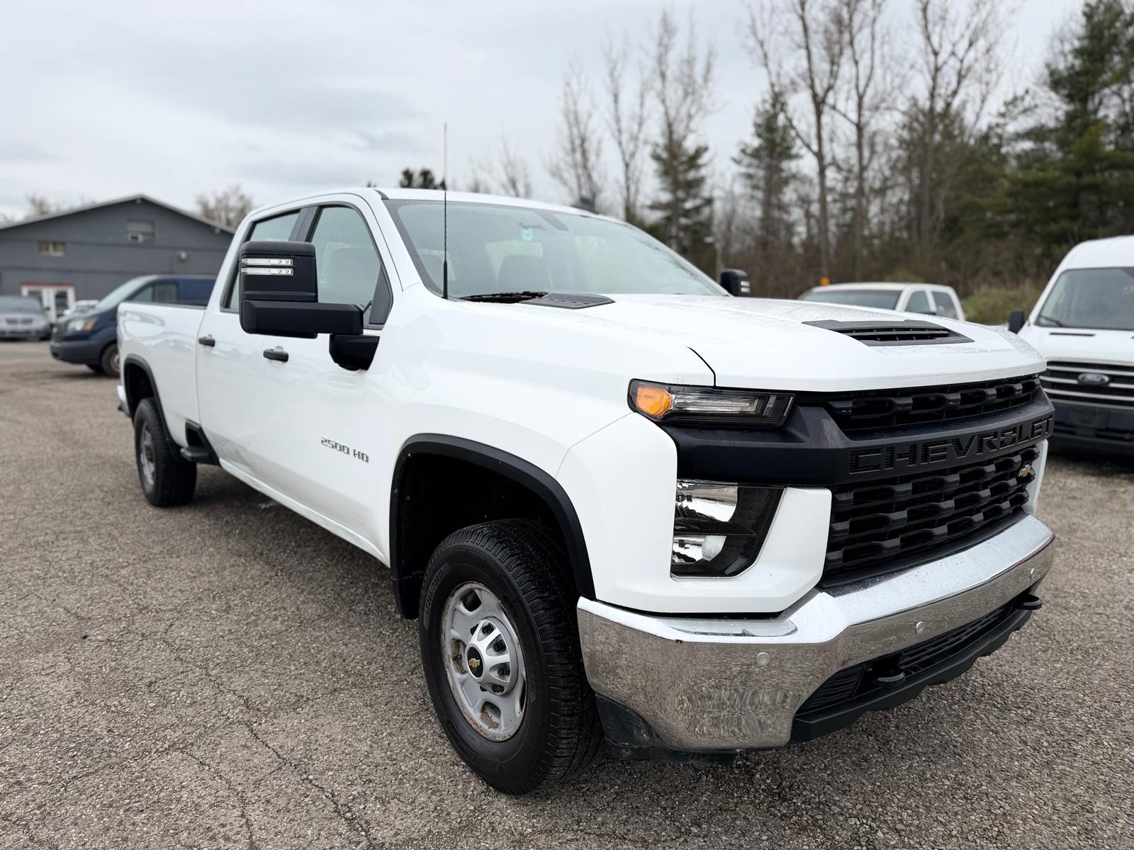 2020 Chevrolet Silverado 2500HD 4×4, 8 Ft. Box