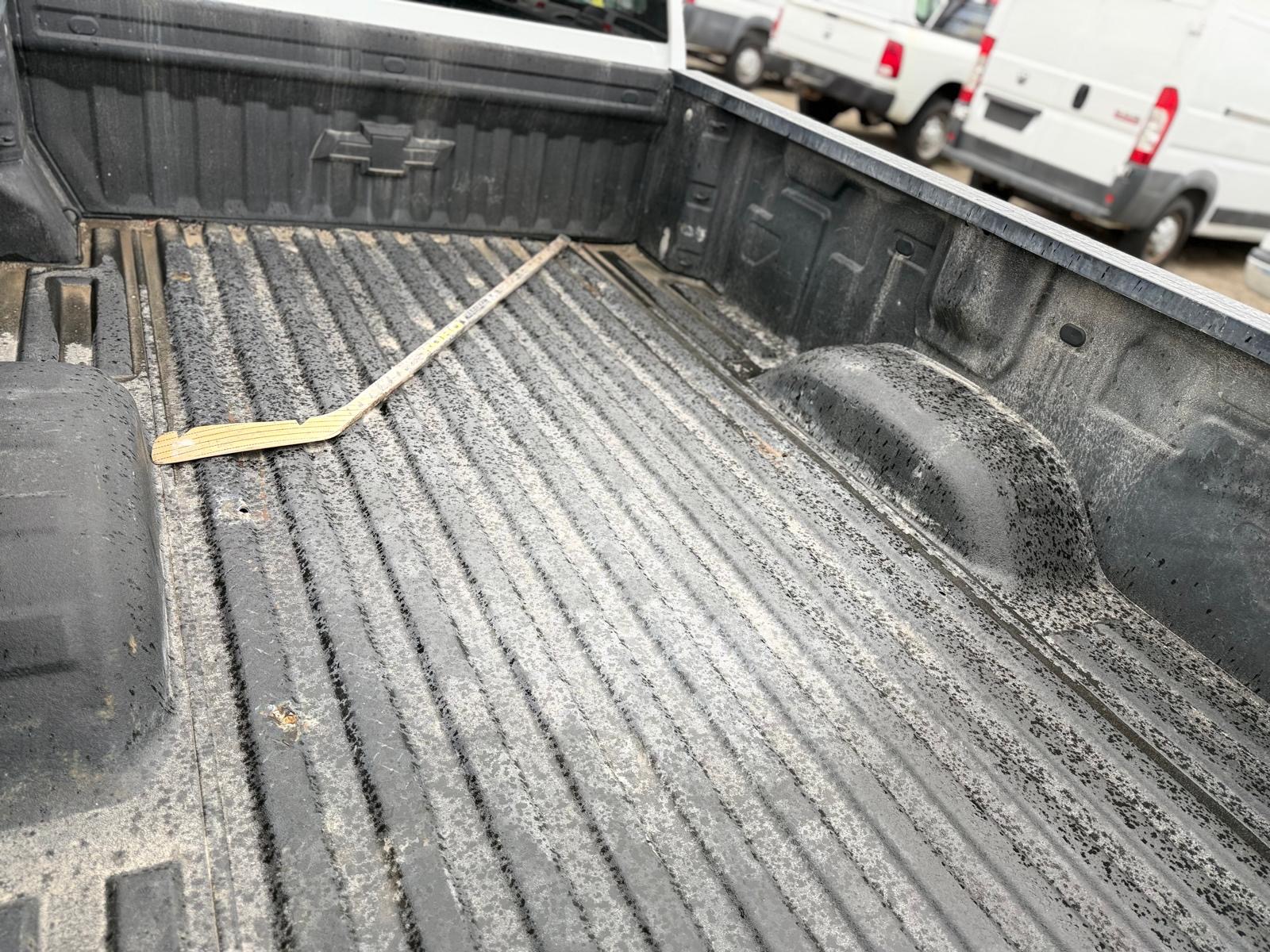 2020 Chevrolet Silverado 2500HD 4×4, 8 Ft. Box