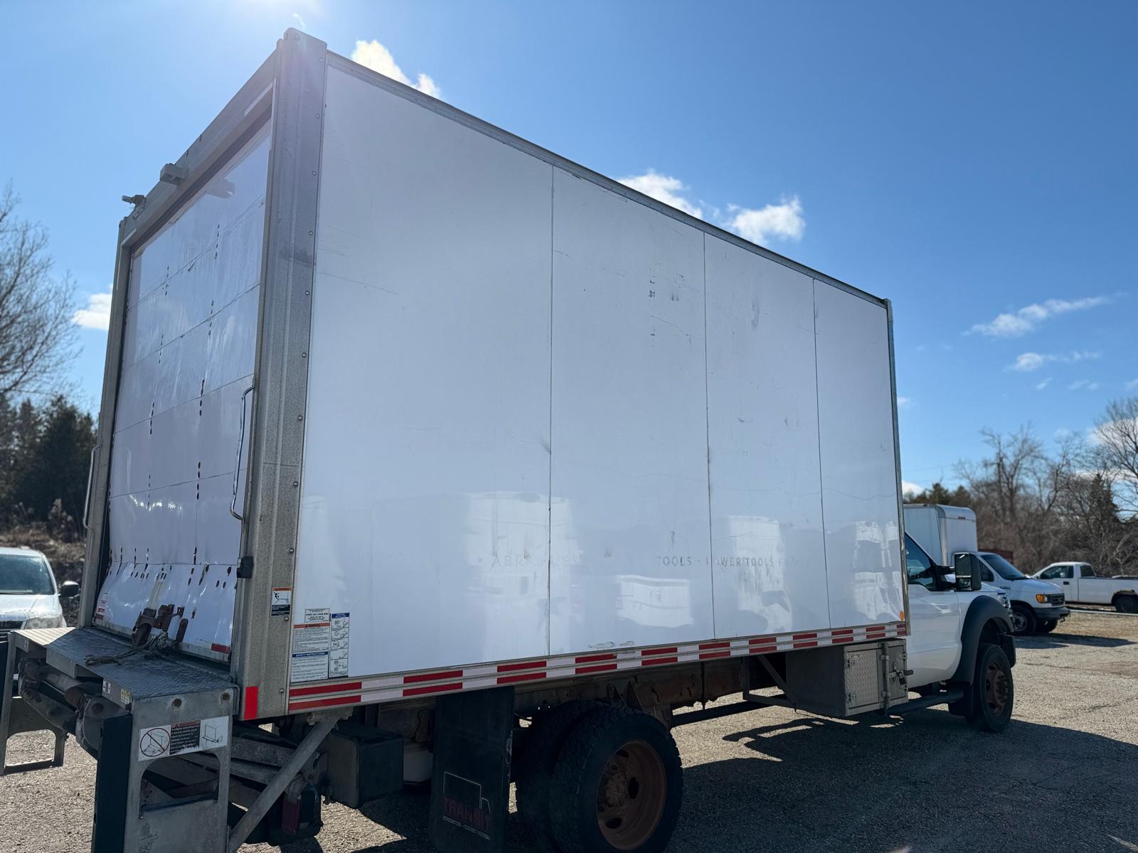 2015 Ford Super Duty F-550 DRW Cube Van