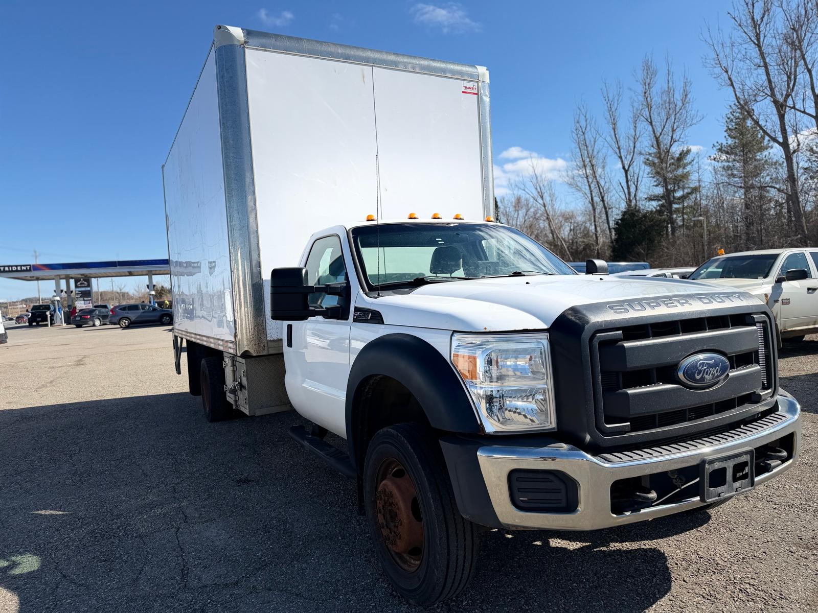 2015 Ford Super Duty F-550 DRW Cube Van