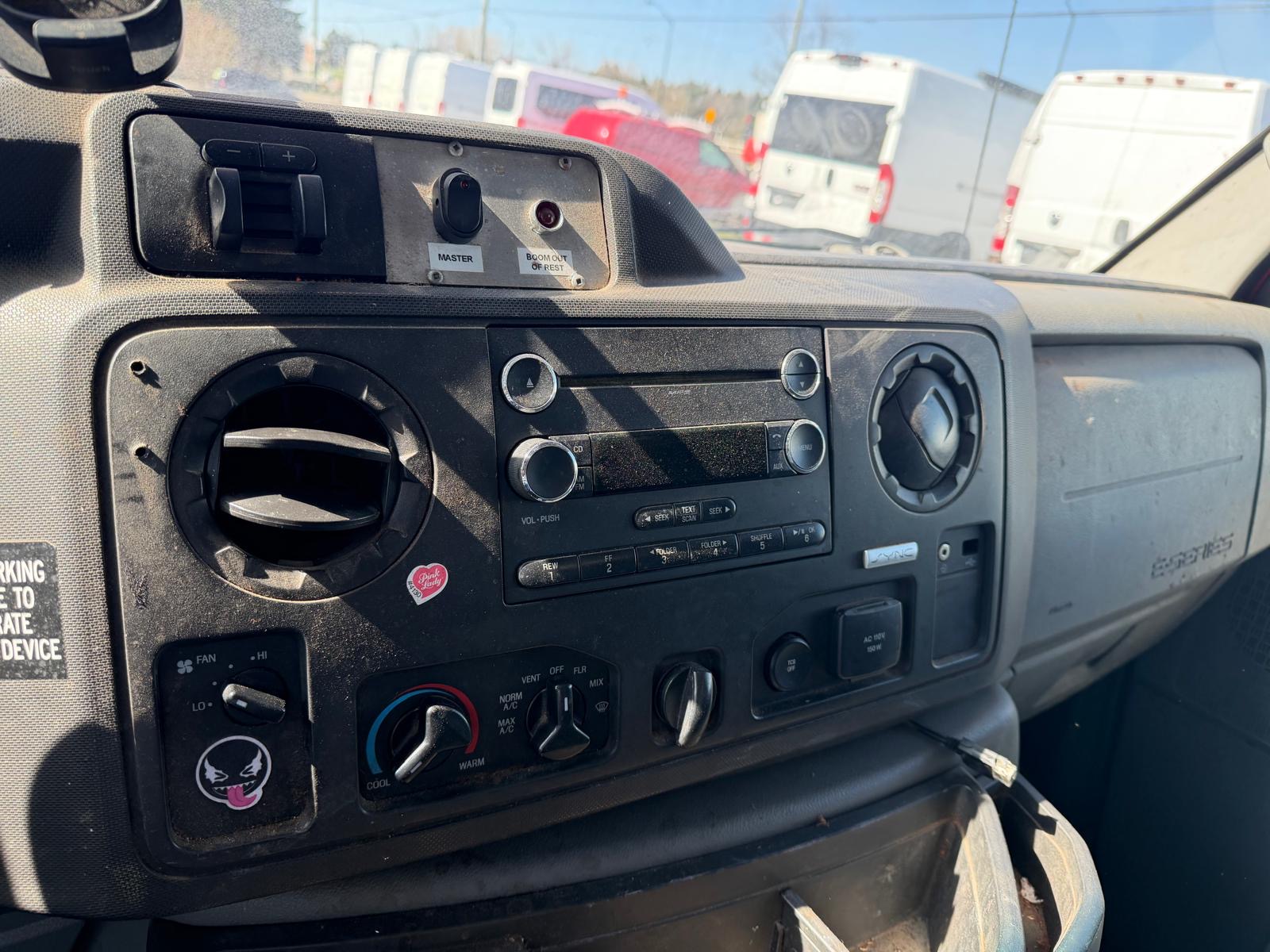 2015 Ford Econoline Commercial Cutaway and Bucket Lift