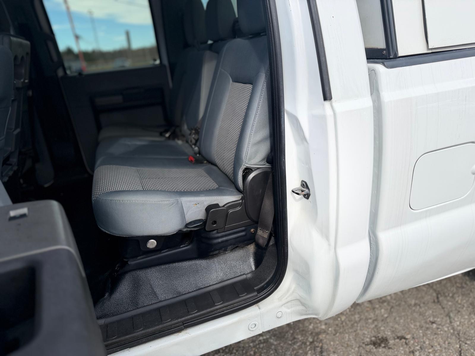 2012 Ford Super Duty F-350 SRW 8Ft Box, 4×4