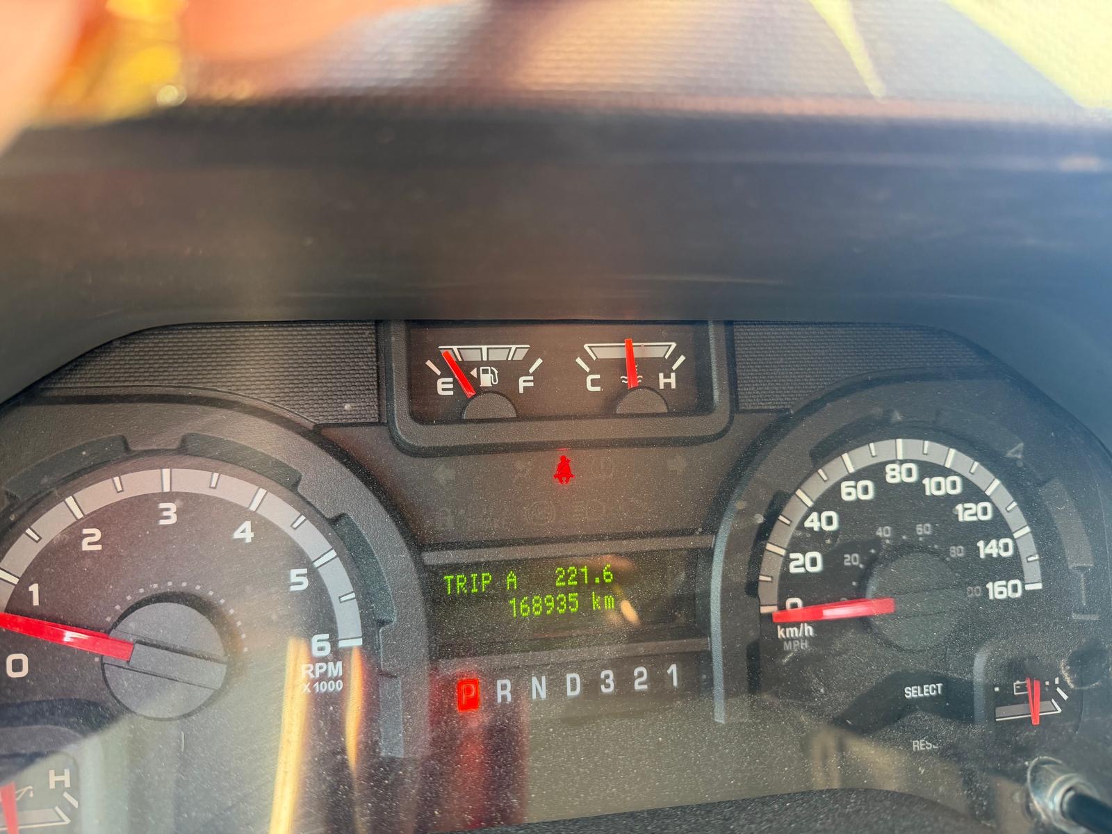 2015 Ford Econoline Commercial Cutaway and Bucket Lift