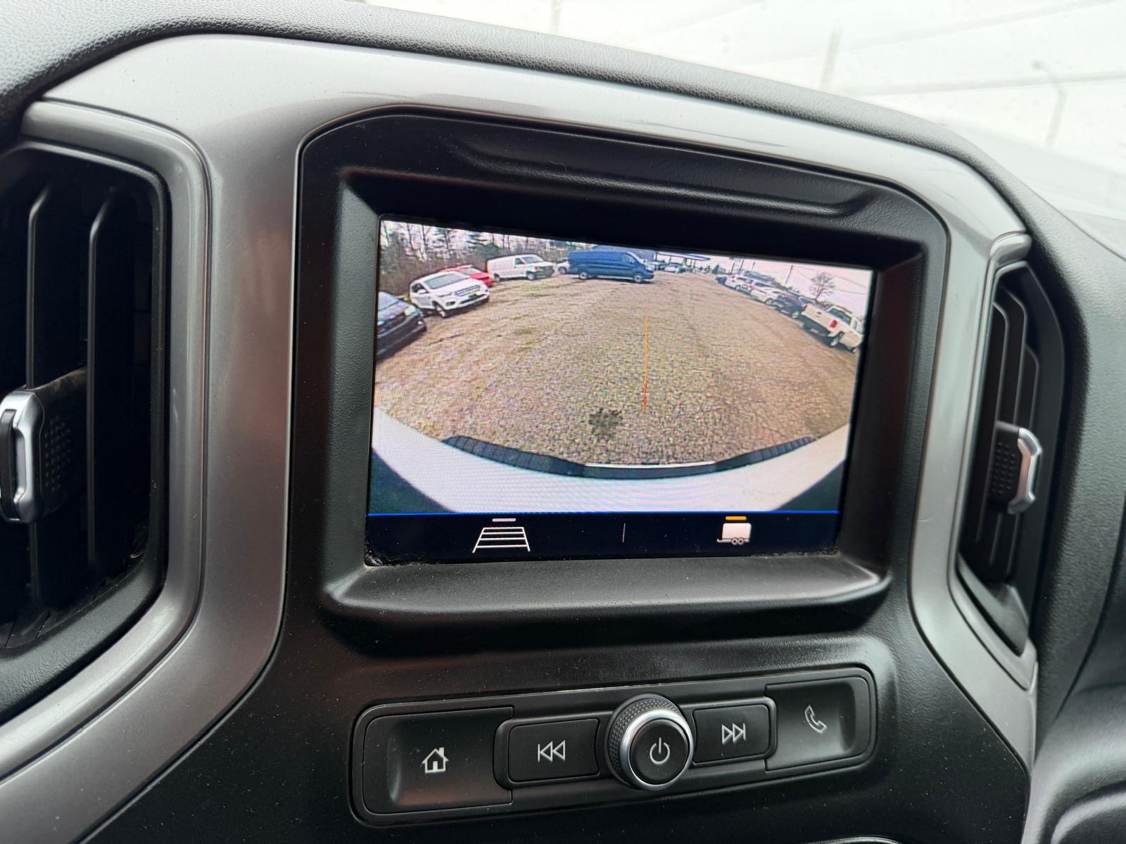 2020 Chevrolet Silverado 2500HD 4×4, 8 Ft. Box