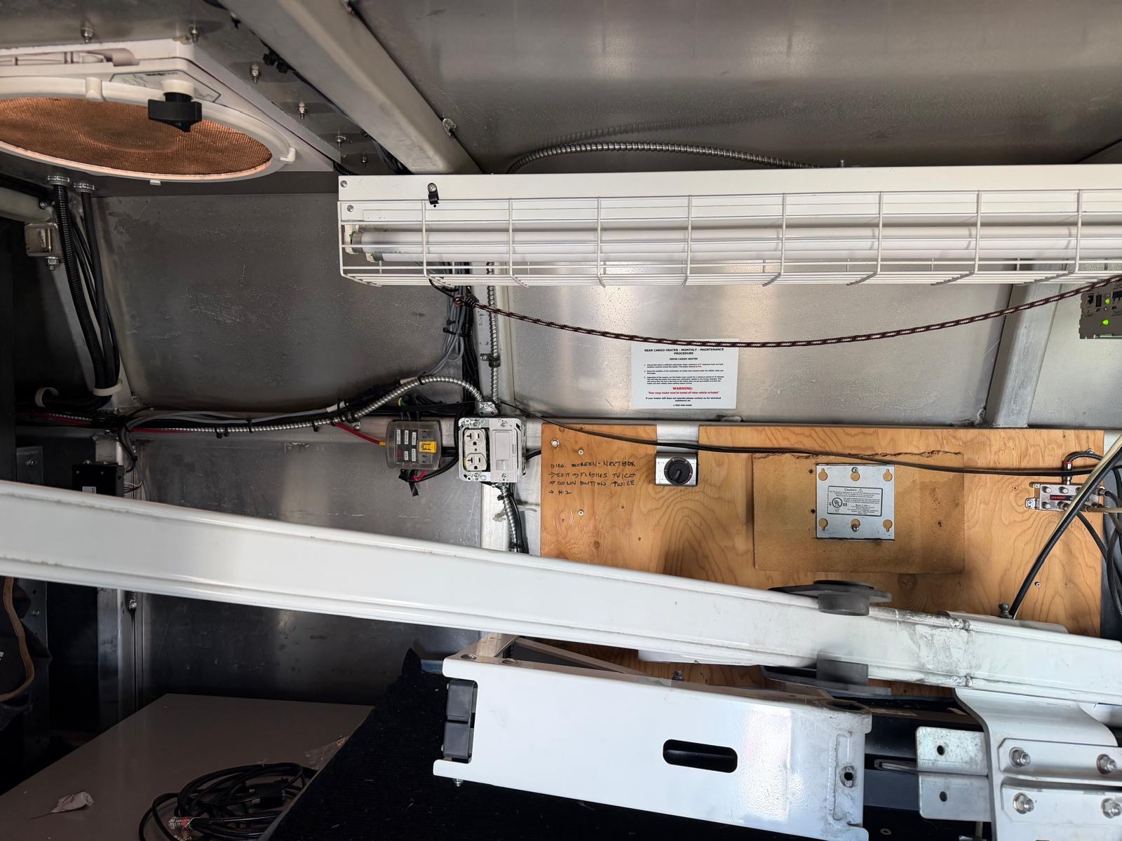 2015 Ford Econoline Commercial Cutaway and Bucket Lift