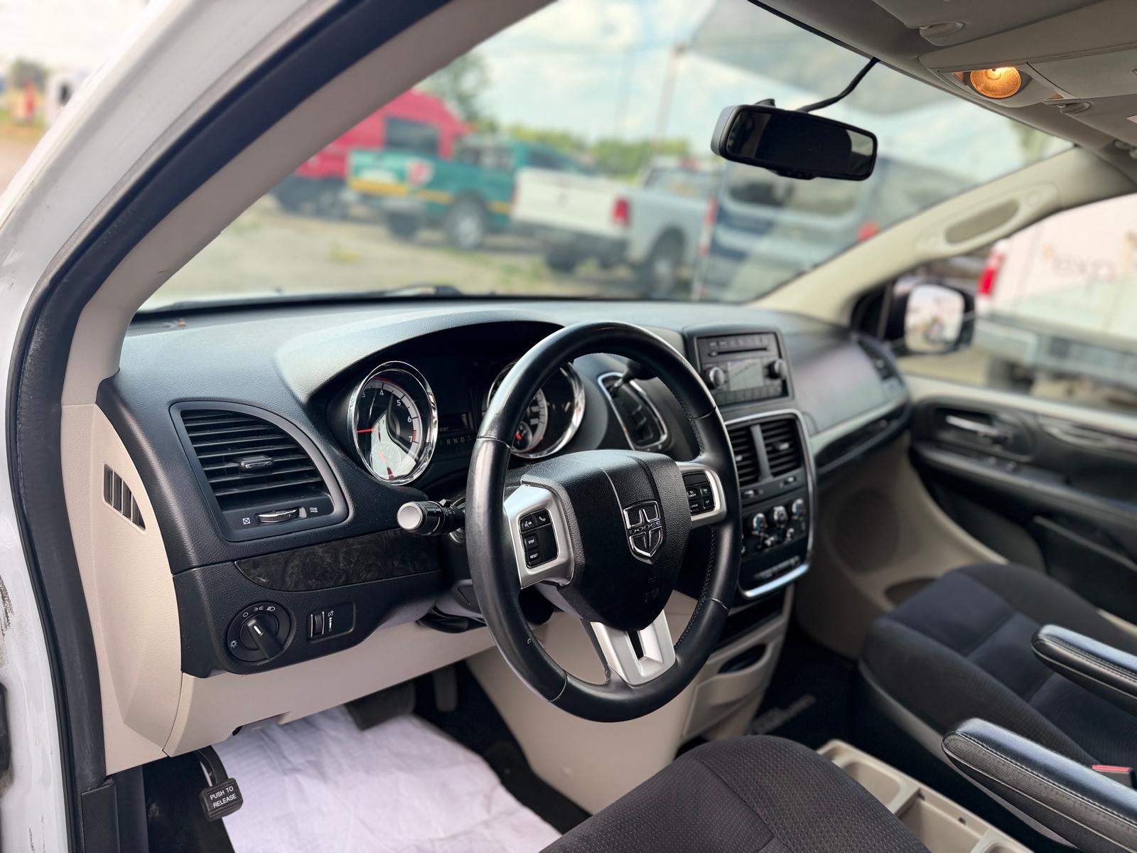 2014 Dodge Grand Caravan SXT
