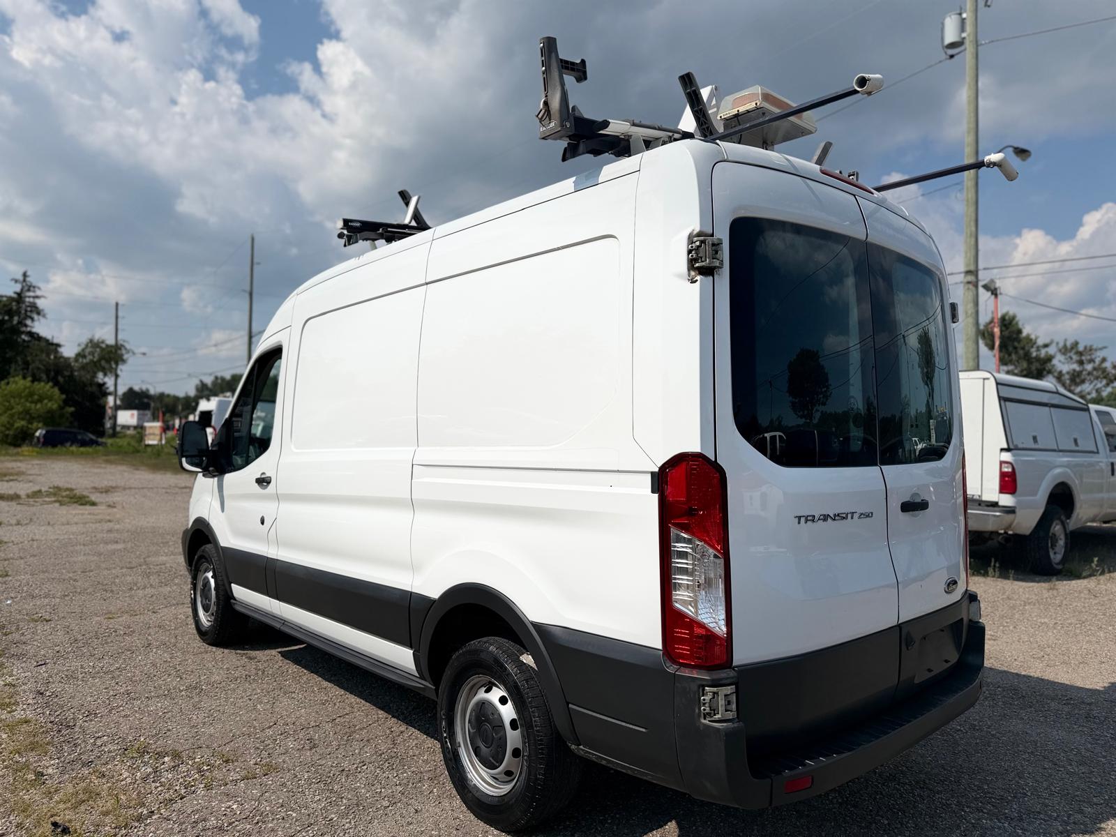 2016 Ford Transit Cargo Van Medium Roof