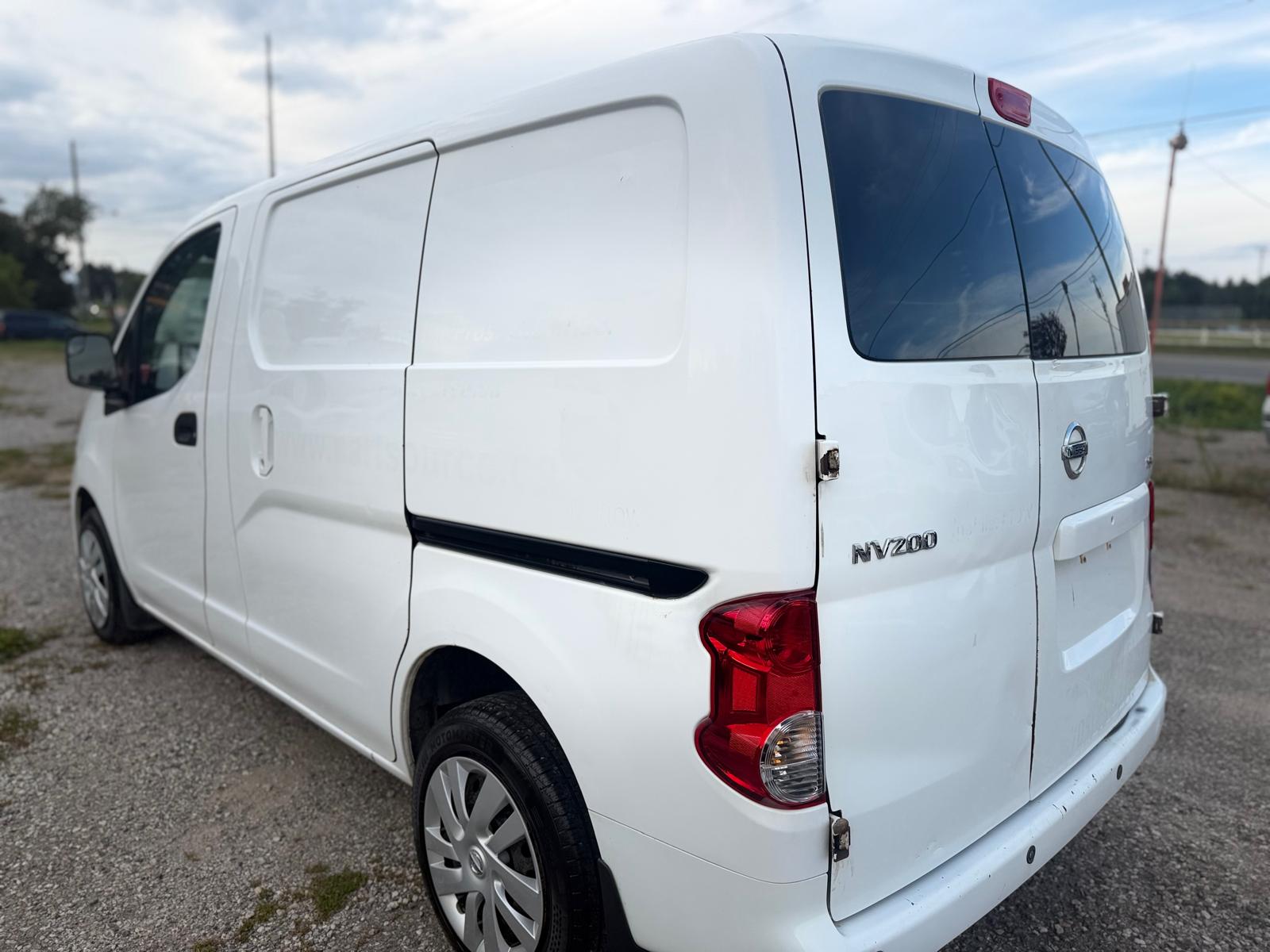 2015 Nissan NV200 Van