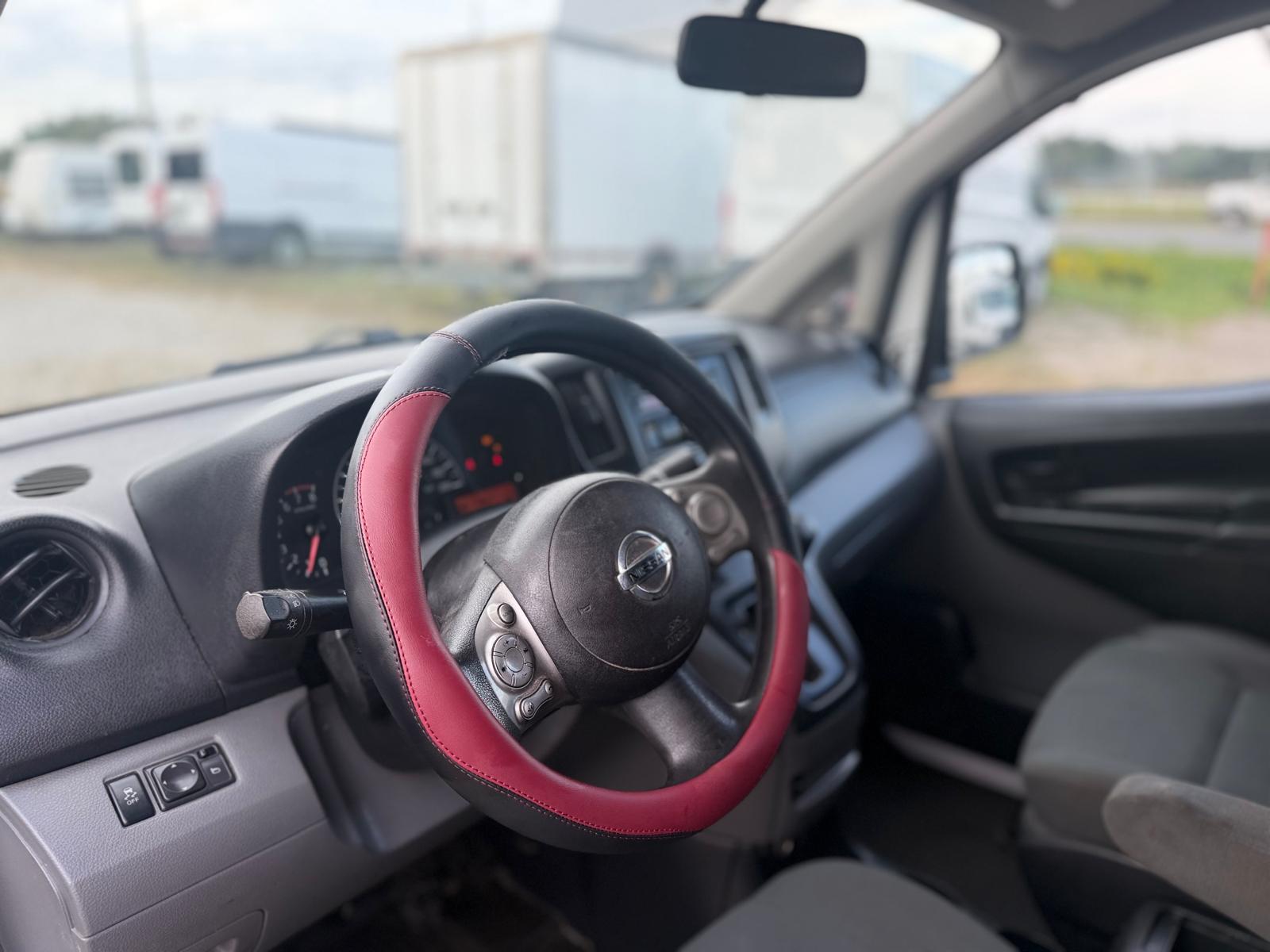 2015 Nissan NV200 Van