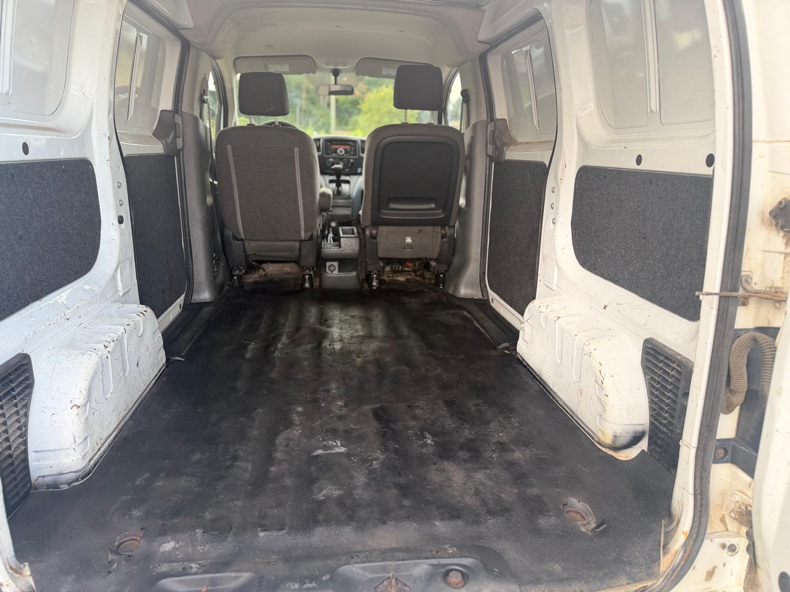 2015 Nissan NV200 Van