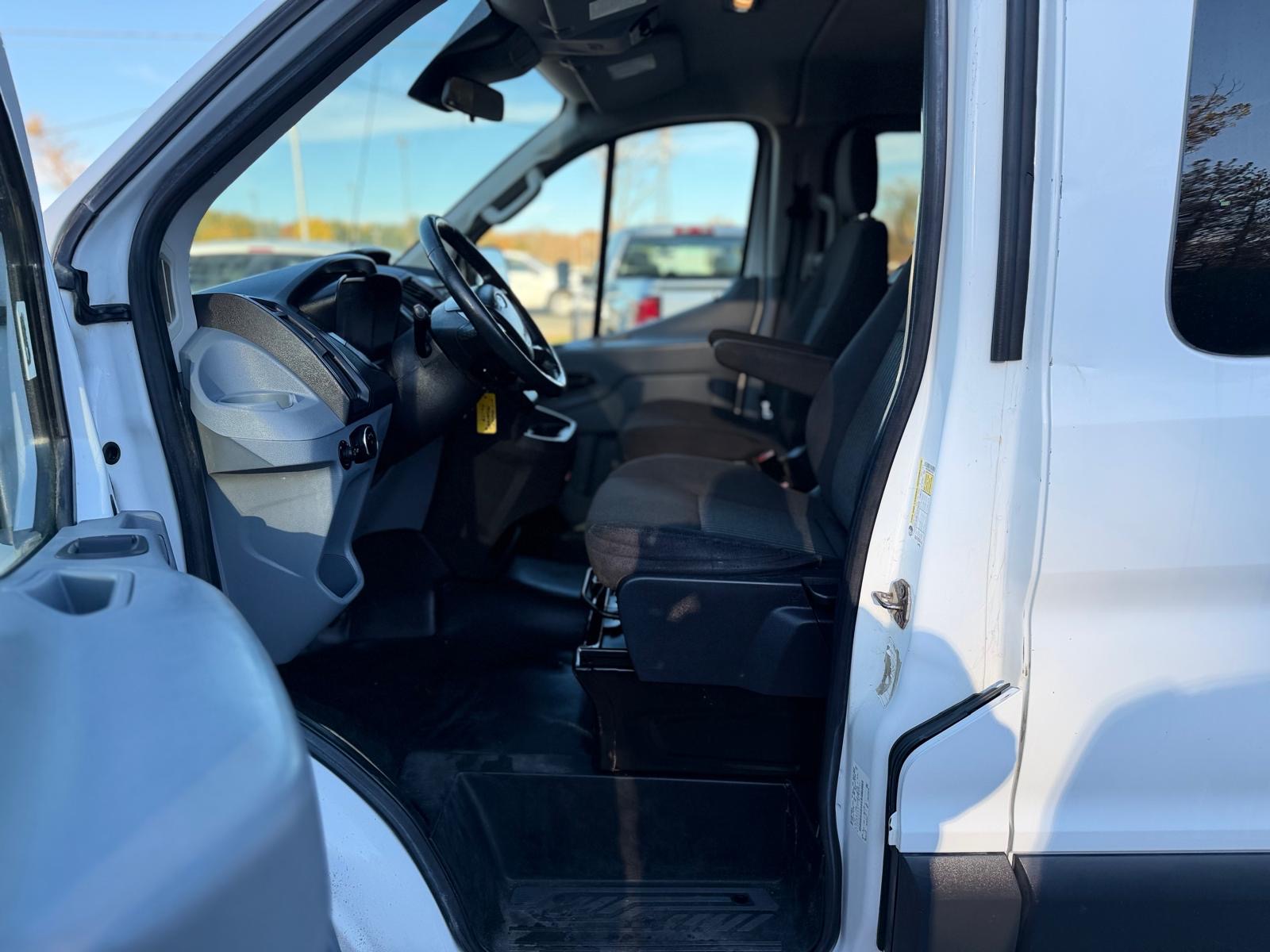 2015 Ford Transit Wagon 12-Passenger