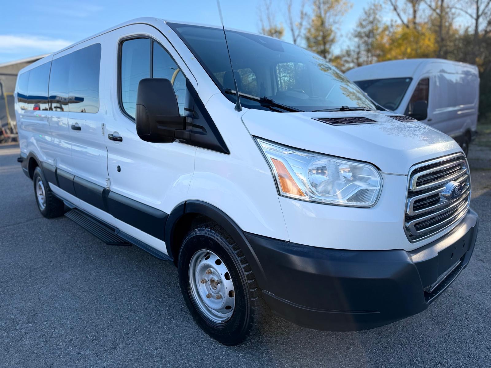 2015 Ford Transit Wagon 12-Passenger