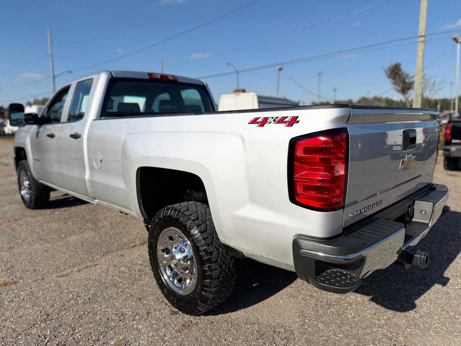 2019 Chevrolet Silverado 2500HD 4×4 8ft Long Box Crew Cab